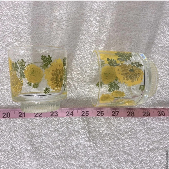 Vintage 1970’s MCM Hand Painted  Chrysanthemum Rocks Glasses Short Tumblers x2 - Picture 8 of 8